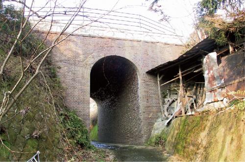 旧鉄道レンガ橋の画像